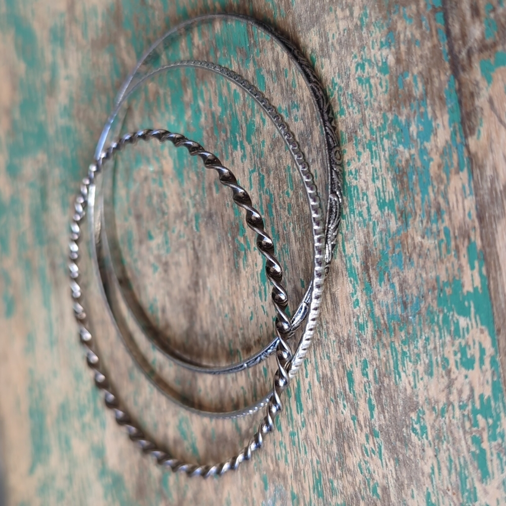 Vintage Boho Bohemian Western Silver-Tone Metal Bangle Bracelet Trio Set - Picture 2 of 8